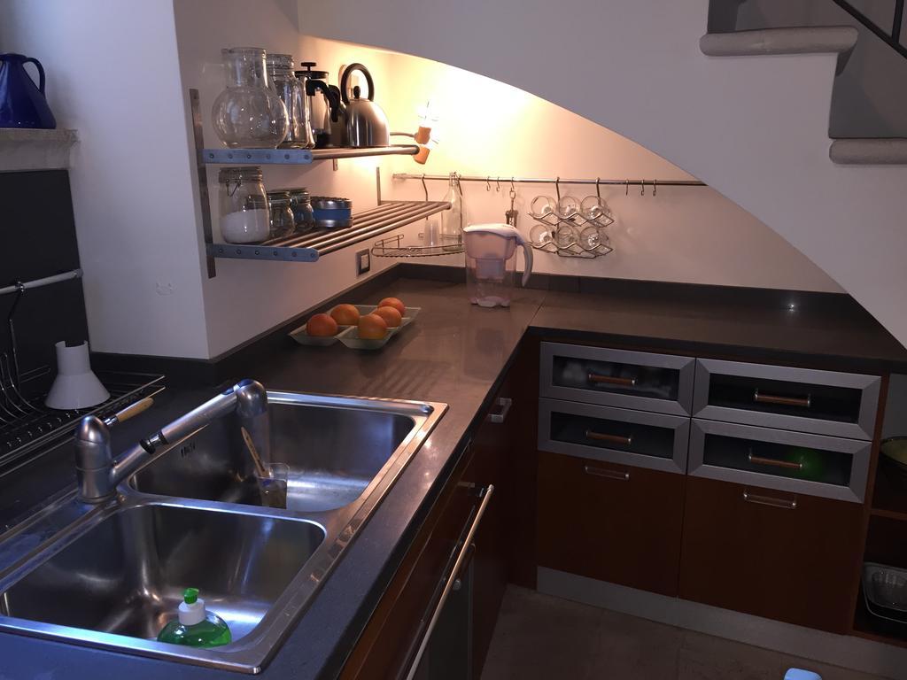 Apartamento Casa Torre Di Mactheus Petraro Giovinazzo Exterior foto