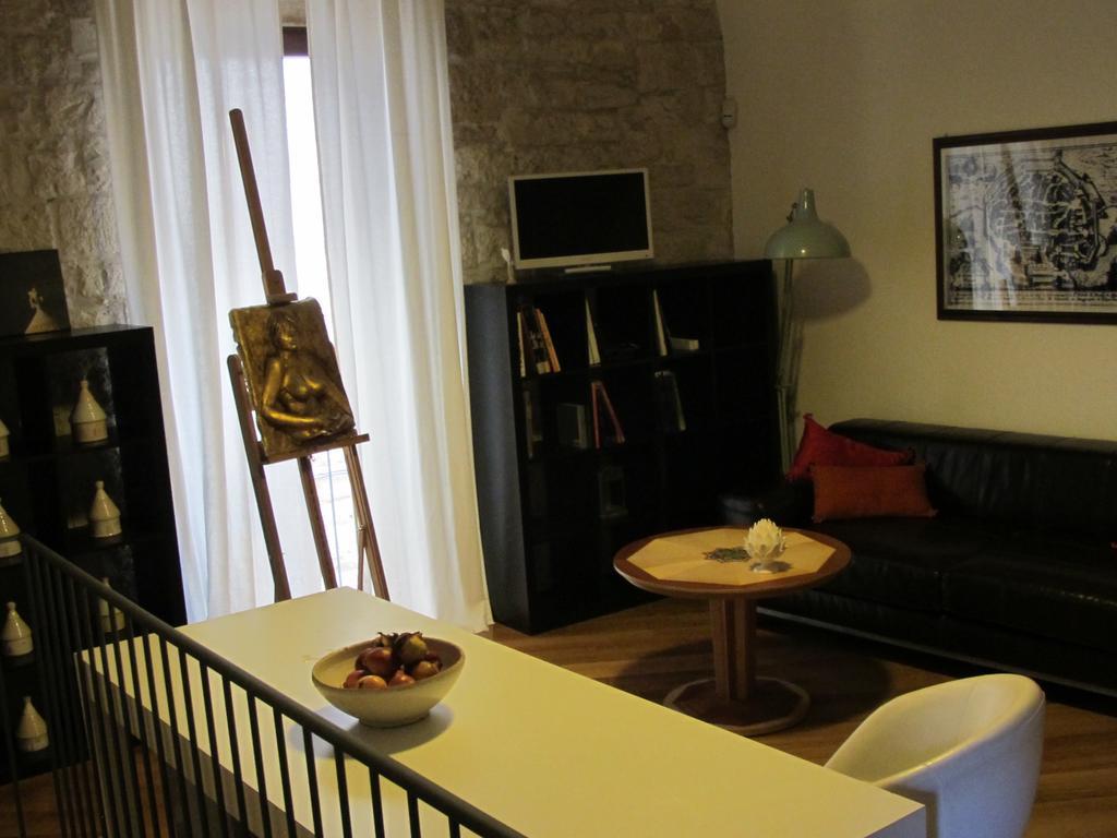 Apartamento Casa Torre Di Mactheus Petraro Giovinazzo Habitación foto